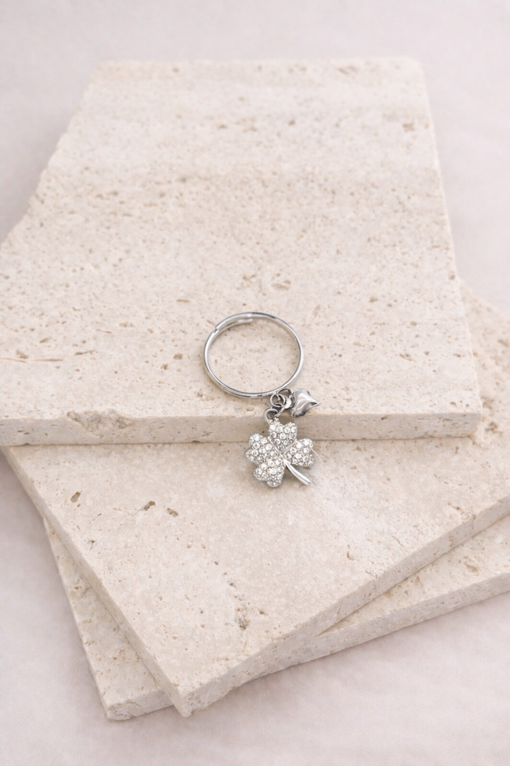Anello quadrifoglio cuore
