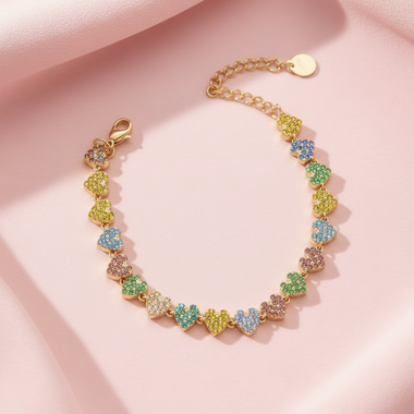 Bracciale fiori multicolor su sfondo rosa satinato